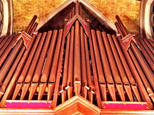 Aeolian-Skinner, III/43, Op. 938 (1935) / Peragallo (2012)       Headlining talent, educational outreach, silent film, sacred concerts