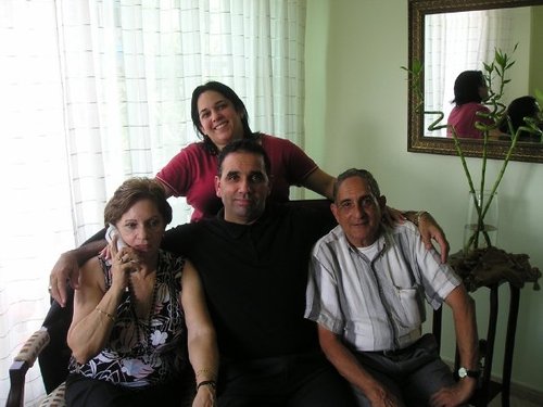 husoskey's profile picture. Born on December 14, an American romantic novelist and author of conventional dramas. Painter by Fervor, Despite a reputation among critics. I go forward.