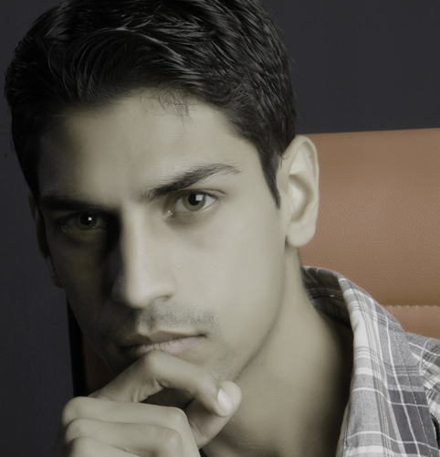 dharamgarcha's profile picture. Dharam Singh Love to Lyrics