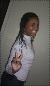 Eu vou estar aqui pra enchugar 
suas lágrimas, quando você precisar,
eu vou estar aqui, pra te ajudar! 
E U T E A M O , @DedeVital ❥❥' Since : 05/01/2012 .