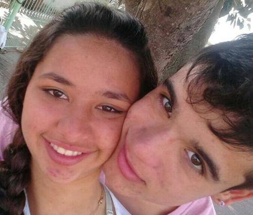 é com voce que eu sou feliz s2 @ooi_luuh aqi *-*