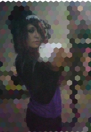 ♥la musica. metal, minimal, industrial, dead metal,♥el anime gore 
soy  alegre, sincera, honesta y sencilla,
Me cagan las personas superficiales. =D