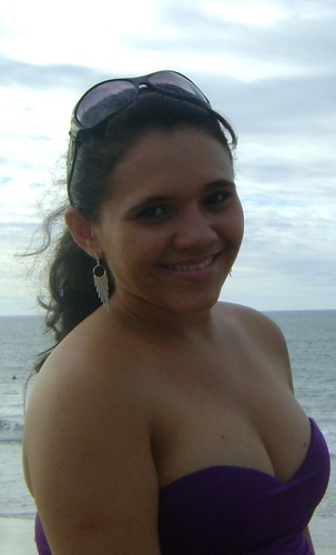 ''Quem sou eu? Sou a alegria de quem me Ama, a tristeza de quem me Odeia e a ocupação de quem me Inveja''