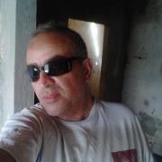 Programador web, developer em PHP, MySql, JavaScript, jQuery, FrameWorks várias de desenvolvimento, CEO. Adobe adict.