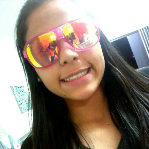 ,meiga;grossa;irritante;ignorante;orgulhosa;sonhadora;elegante;vencedora, Deus ♥  ;confidente da @Bruniiin_dllc   ;]]