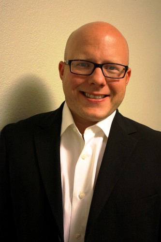 Battling Stage IV lung cancer. East-Central IL; sports medicine & movement nerd; ATC, CSCS; Assoc. Dir. of Higher Ed & Sr. Acq. Editor at Human Kinetics