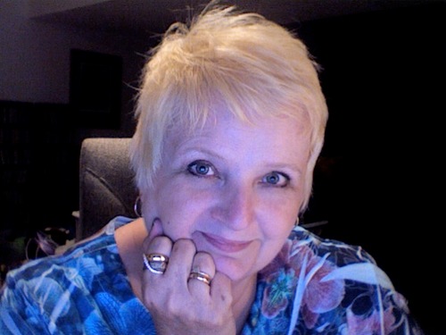 Born in Waycross, Georgia. As Lewis Grizzard said, If I ever get back to Georgia, I'm Gonna Nail My Feet to the Ground! Currently, I am a teacher librarian.