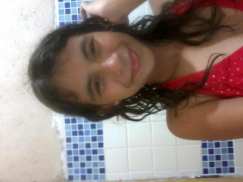 15 anos escorpiana, e apaixonada por Coca Cola ^.^