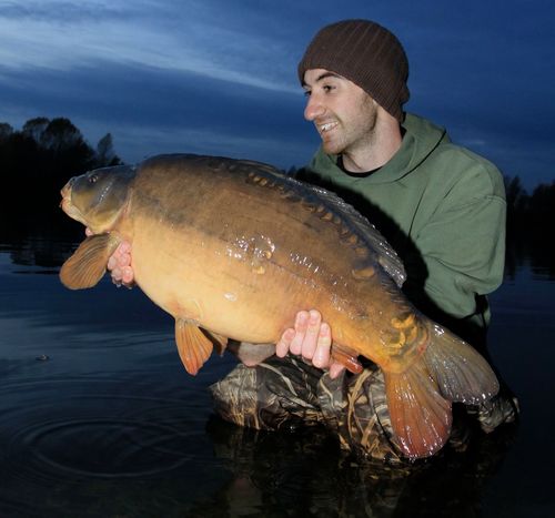 bones_jonny's profile picture. 