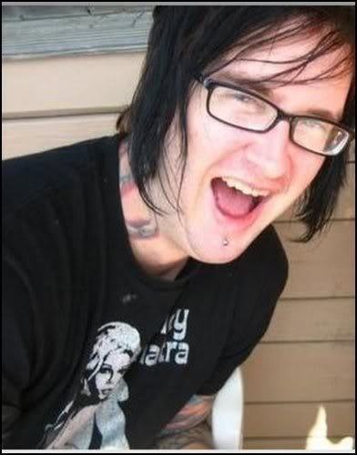 Hey kids! (hey kids)
Do I have your attention?
I know the way you've been living
Life's so reckless, tragedy endless
Welcome to the family