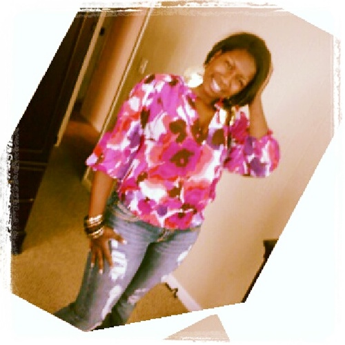 If yhu a BUM BITCH stay off nd dont follow me..#TEAMidgaf #TEAMAndroid #TEAMfb #TEAMDarkskin #TEAMCeltics #TEAMScorpio Follow my Twifey.! @DaughterOfaB0SS