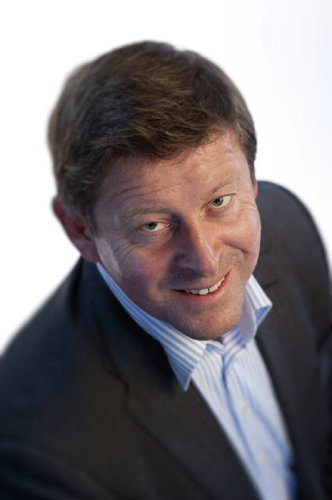 BertoJanssen's profile picture. directeur Moore MKW Corporate Finance | specialist bedrijfsovernames | specialist (alternatieve) financieringen | 2 kids | glas is altijd halfvol