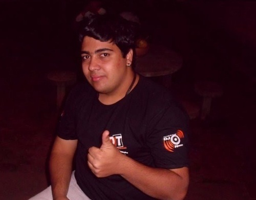 D.T Eventos Som e Iluminação
Locação Som, Iluminação e Dj's para Casamentos, Aniversarios, Formaturas e eventos em Geral ...
Confira nossa pagina no FACEBOOK