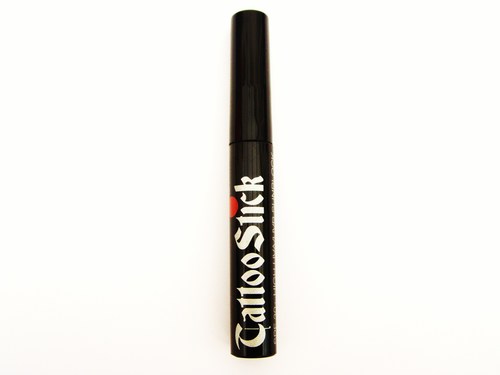 Preserve the appearance and reduce fading of tattoos in the sun using this NEW! stylish pocket sized precision SPF30+ applicator by Sunberrie Ltd.