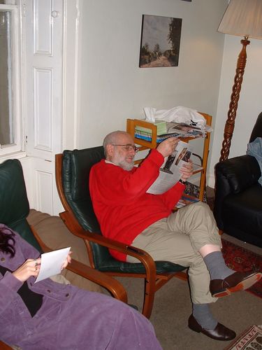 Retired intellectual historian, scientific background, interests transport & Christianity. Irish granny. Read Fr. & Gr.  Retweets not agreement. Happily married