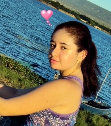 Sou sincera e ñ suporto mentiras e falsidade.