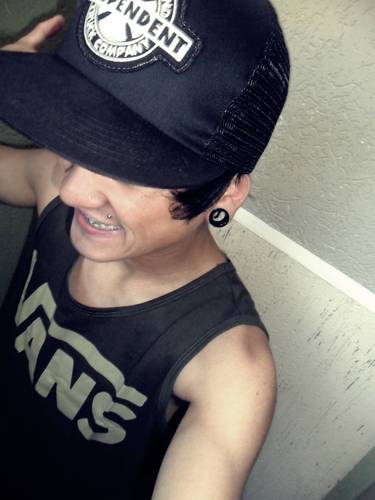 Você  é  Amor eterno,lembrança pra Vida inteira,Eu so romançe de Verão so Brisa Leve passageira (8) →#☻Alineee ☻ϟzϟzϟz.''