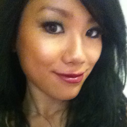 xiayiz's profile picture. born in china, naturalized in canada, living in america. part diva, part dork, devoted foodie, eternal optimist.