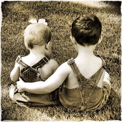 alhbmrbrat's profile picture. Mom. Wife. Lover of photography.