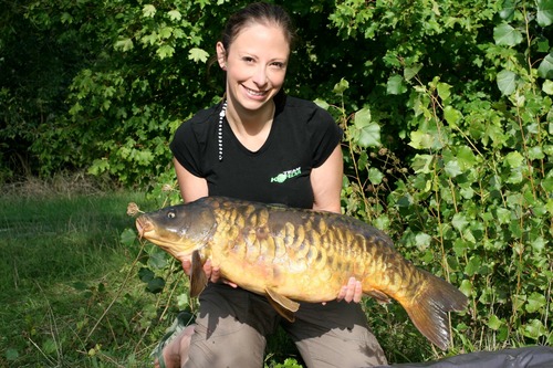 Love clothes, handbags and fishing!! Studied Fashion and Textiles at Uni, worked in the Angling trade for 6 years. Fished for England 9 times and now a mummy!!!