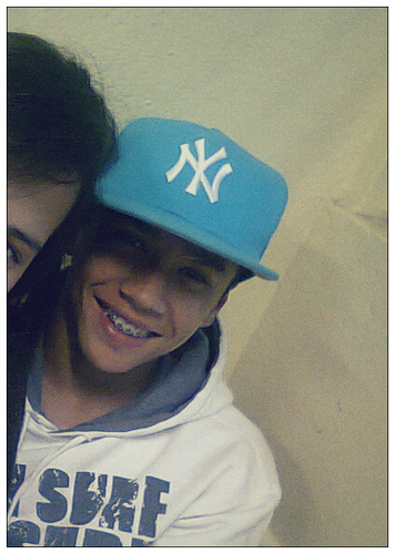 Signo: Aquarioo,  Smp Ousado&Alegre, simpatico, humilde, engraçado., Amoo o Futebool . Namorando: ', Nigueeem . Time: @santosfc