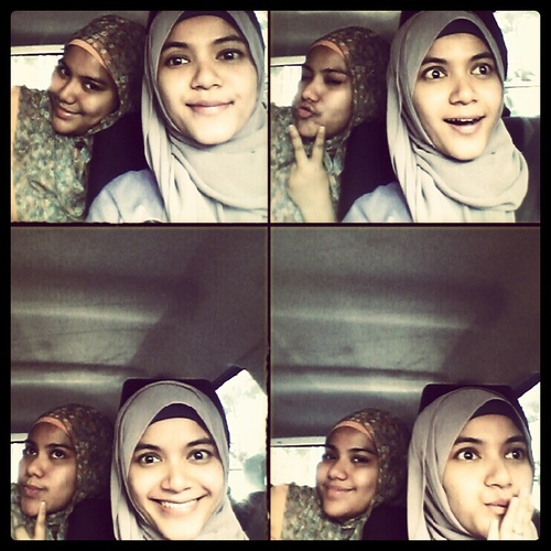 putriputhee's profile picture. Sebaik-baik manusia adalah orang yang paling bermanfaat bagi orang lain.