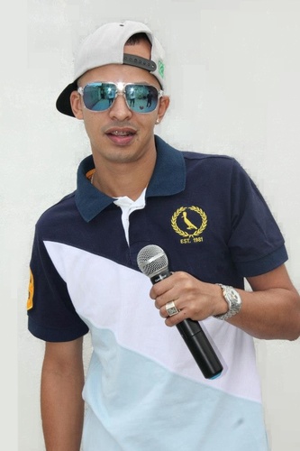 Ostentação A Vida É Loka Vai Durmir Fora de Casa ♫ Contrate meu show: (13) 78134402  ID 119*7113