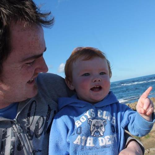 PeteRobertson31's profile picture. Family Man, Love me sport can watch any and down to earth