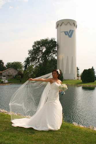 Brian & Erricka Jones are an all occasion DJ & Photographer based in Indianapolis. Will travel anywhere for photography!