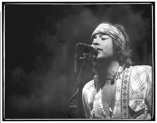 Jonny is the singer-songwriter-guitarist of Jonny Kaplan And The Lazy Stars. #JKaplanLazyStars.