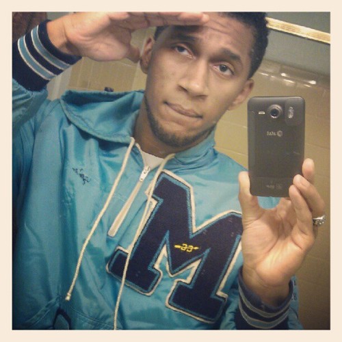Bobby Moe Chicago / Class of 15' ... 19, 6'3 ATHLETE, ARTIST, & DJ! CAPO IN #UnrealInc / #TUC