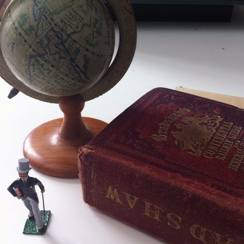 BiblioTrek is a dynamic literary #travel #app taking readers #trekking on a journey by books around the world. Download 4 #iPad #iPhone https://t.co/kFWwFRbejd