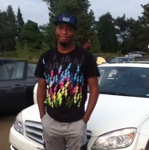 Tyrone_is_King's profile picture. #Ballislife,hard work beats talent when talent does work hard enough , #RIP PUSHA P #DreamChase #LaFamilia