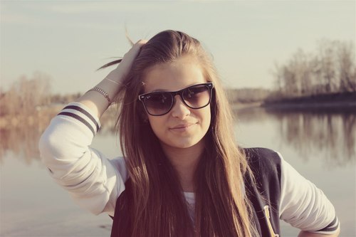I'm 17, Follow me:)