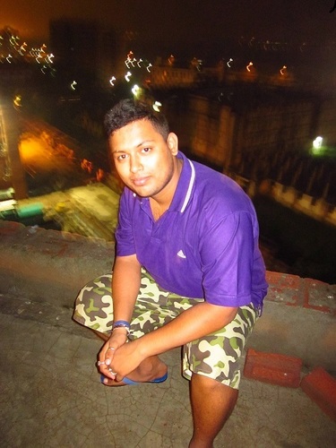 PRINCEVLADIV's profile picture. what can i say ... not very handsome but quite charming not always right but still am faithful ... love music,food,travelling and meeting new people ...