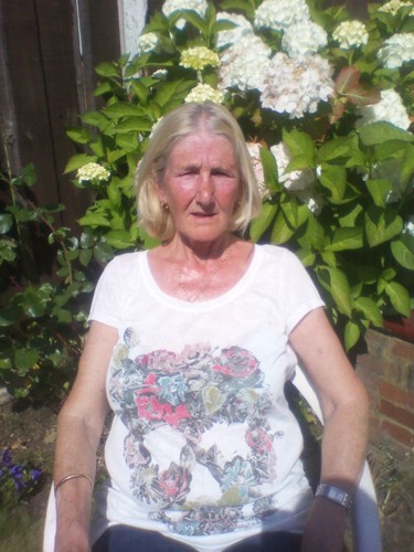 HelenbrowneH's profile picture. 