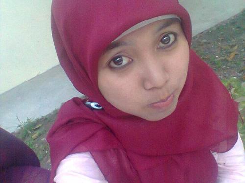 dindarosjuliana's profile picture. YAKUSA