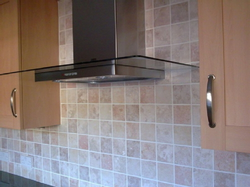 Floor and wall tiler serving staffordshire and surrounding areas.