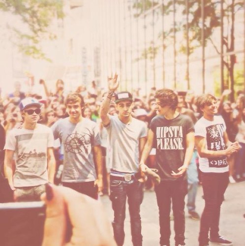 bridgetstylesxx's profile picture. QUIT.