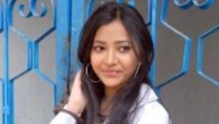 I am very broad minded lady looking for friends of my nature. I love to listening music, watching movies and definitely chat with my friends and share thoughts.