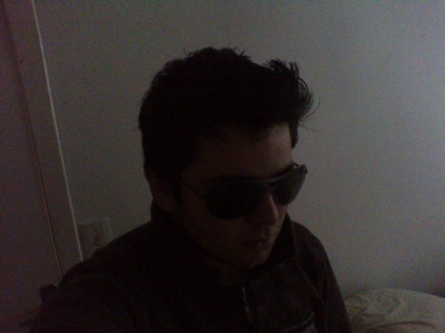 Amigo é aquele que te diz eu te amo sem qualquer medo de má interpretação : amigo é quem te ama e ponto.te adoro @rooh_qw aqui..s2