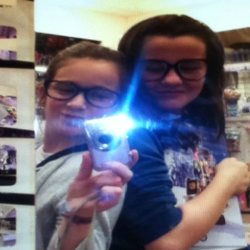 hannahlucymaria's profile picture. Luv: Justin Bieber, Jaden Smith,1D, chocolate, converse, A + F, dogs, horror films, The Hunger Games and Hollister. I FOLLOW BACK!!!