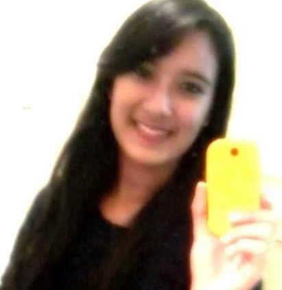 Quem quiser vencer na vida deve fazer como os seus sábios: mesmo com a alma partida, ter um sorriso nos lábios.