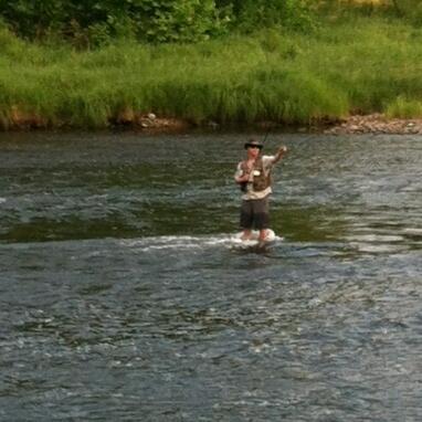 eyerootpgh's profile picture. 