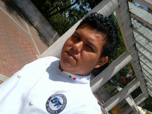 JUANBAAS's profile picture. CHEF por vocacion, pasion y amor amate de los diferentes platillos q existen. Recuerda un chef vive para cocinar, no cocina para vivir........