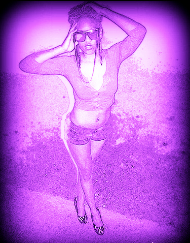 I Love The Way You Walk, And The Way You Talk....
Mention Me and Get Retweeted