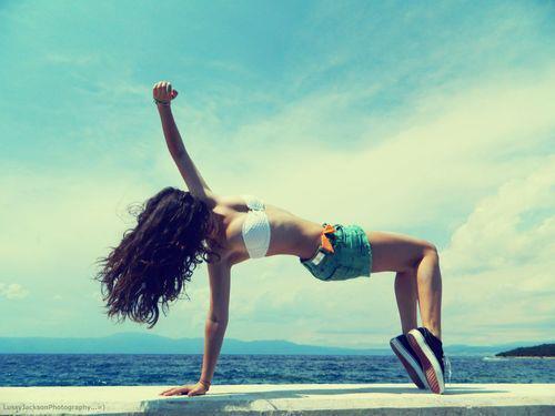 hi;) i ℒ ℴ ѵ ℯ The Music... Un poco Loca...Pero cn un Sweet Heart ヅ