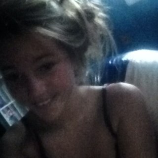 Chloebellbryan's profile picture. -Taken 102212
lost? Follow me (;