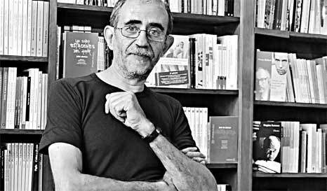 Militante del PO e hincha de River. A veces escribo artículos y de tanto en tanto algún libro. En una relación con silviamiss1 en tw Silvia Lavín en FB e Inst