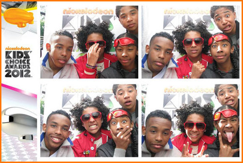 FOLLOW IF UR APART OF TEAM MINDLESS ND EVEN IF U NOT STILL FOLLOW #TEAM FOLLOW BACK #L E G G O
